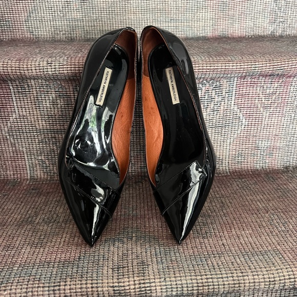 Sz7.5 Kathryn Amberleigh flats with a cute heel - Picture 3 of 5